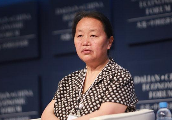 月工資25元的科學家，后靠賣膏藥賺120億